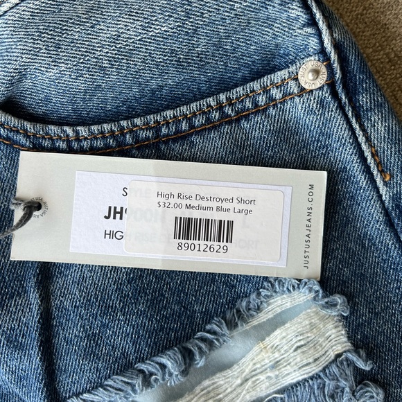 High Rise Denim Shorts - Picture 5 of 6